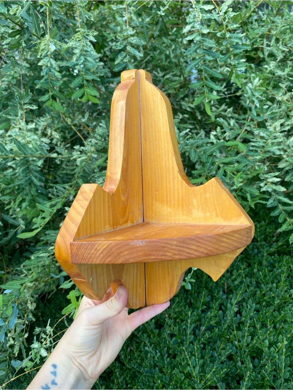 Vintage Corner Wood Shelf